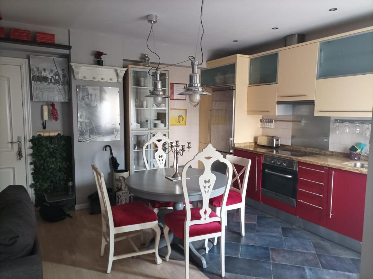 Apartamento San Quirce - Centrico Y Reformado- Wifi Y Netflix バリャドリド エクステリア 写真